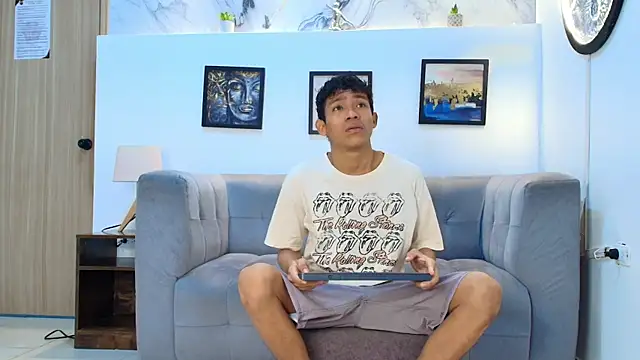 SKINNY BOYXXX online show from 28, 3, 2026