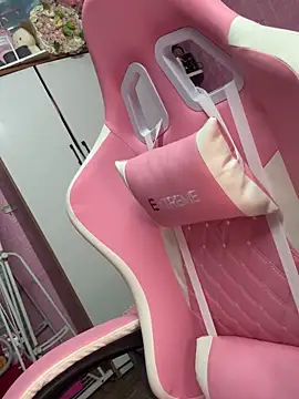 hot-cumplay online show from 13, 5, 2026