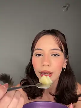 Nicole Cute04 online show from 3, 4, 2026