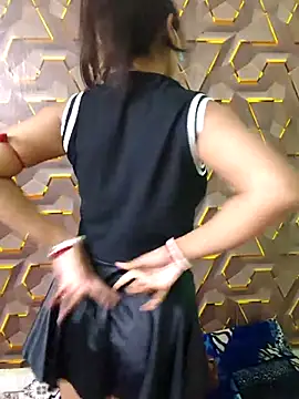Sexy Sonniyaa online show from 28, 7, 2026