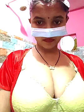 Sexy Sonniyaa online show from 3, 8, 2026