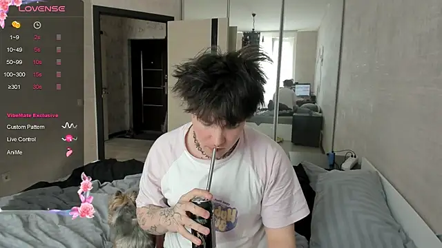 MIya Chinen online show from 21, 4, 2026