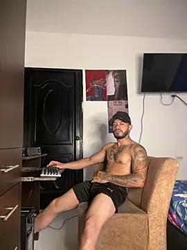 Kenny romano online show from 4, 4, 2026