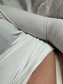 Snapshot of lena-smile683 chatting on 13, 4, 2026 lena-smile683 online show from 13, 4, 2026