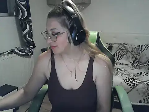 RyonaRyaa online show from 1, 6, 2026