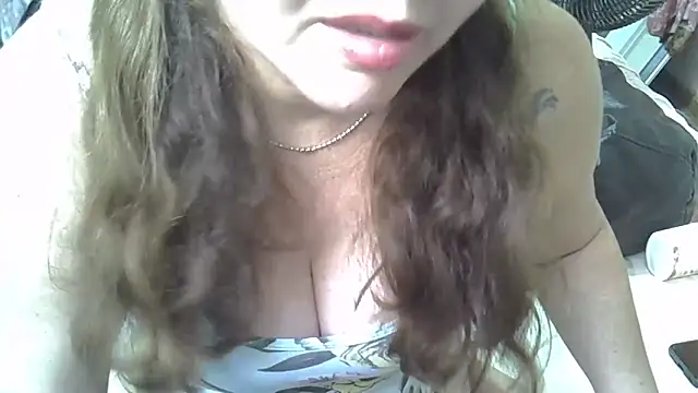 Ruiva40tona online show from 16, 3, 2026