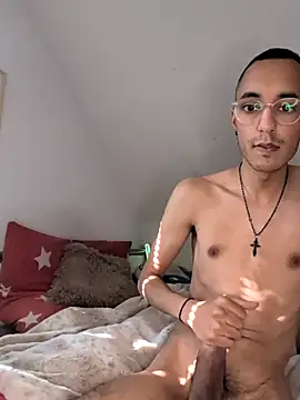 Snapshot of lu_olxhi chatting on 4, 3, 2026 lu olxhi online show from 4, 3, 2026