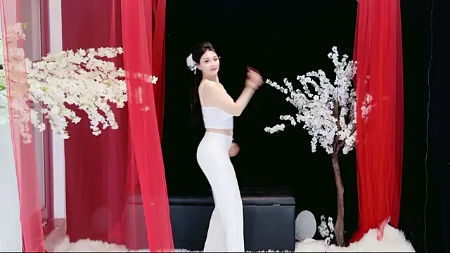 Banana-Milk69 online show from 21, 4, 2026