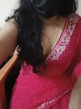 Snapshot of Sunitha28 chatting on 19, 5, 2026 Sunitha28 online show from 19, 5, 2026