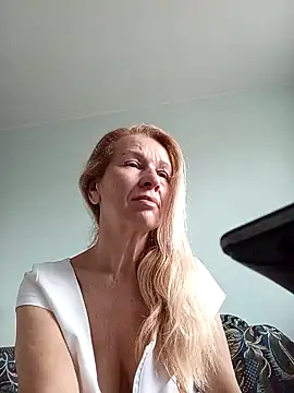 ViktoriaSexi1 online show from 28, 3, 2026