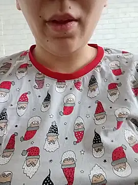 Emi hot1 online show from 13, 3, 2026