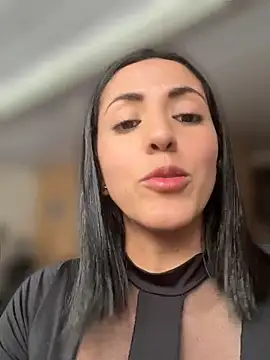 SamanthaWalker  online show from 23, 6, 2026
