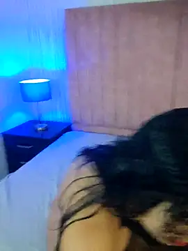 AriaMontes online show from 4, 5, 2026