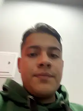 OliverTabordaa online show from 15, 4, 2026