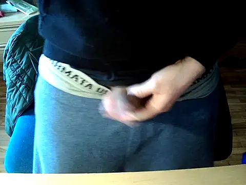 Snapshot of YoUnGbOy2018 chatting on 12, 3, 2026 YoUnGbOy2018 online show from 12, 3, 2026