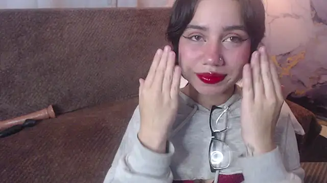 Snapshot of nayades_ricci chatting on 18, 3, 2026 nayades ricci online show from 18, 3, 2026