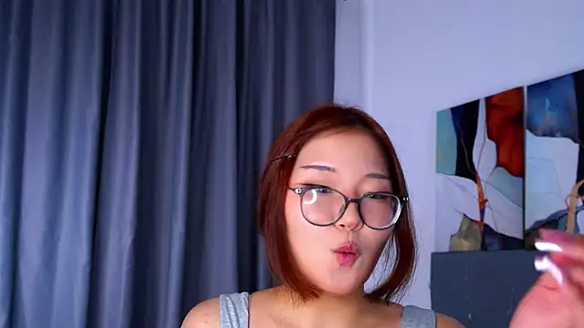 Snapshot of NelleMihalko chatting on 21, 6, 2026 NelleMihalko online show from 21, 6, 2026