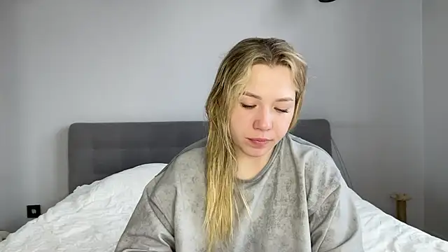 alyrasun online show from 25, 4, 2026