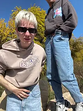 AlphaTwinks online show from 26, 3, 2026