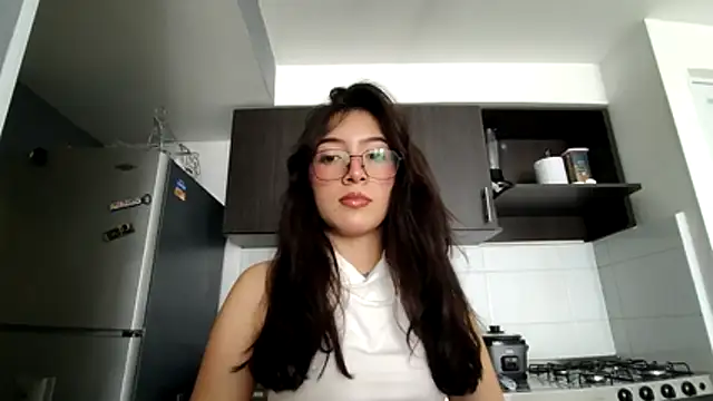 Snapshot of MiiaCullens chatting on 7, 7, 2026 MiiaCullens online show from 7, 7, 2026