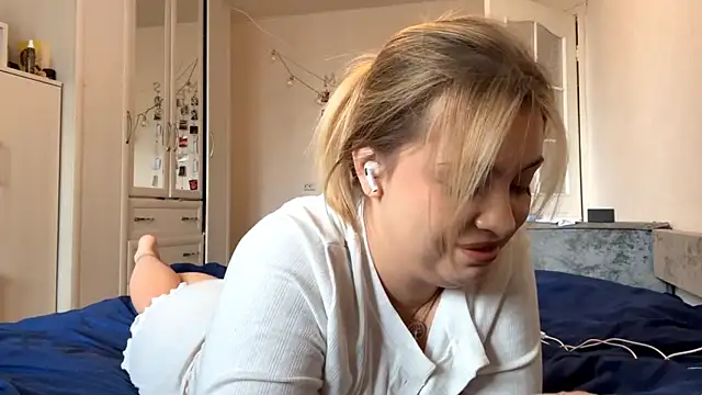 WonderedFlair online show from 3, 4, 2026