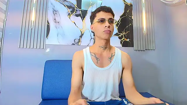 HENRY GREEN2 online show from 25, 4, 2026