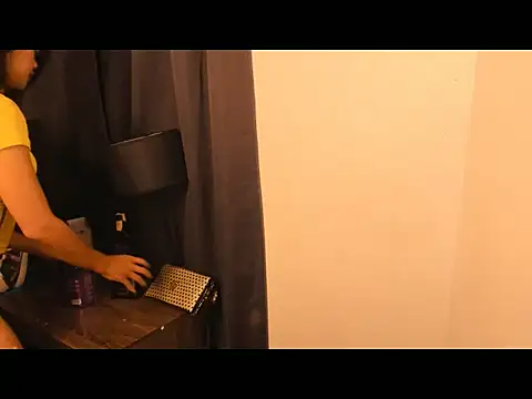 YunaBigCock online show from 17, 7, 2026