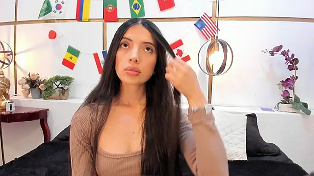 Snapshot of Cynthia1Fox chatting on 17, 6, 2026 Cynthia1Fox online show from 17, 6, 2026