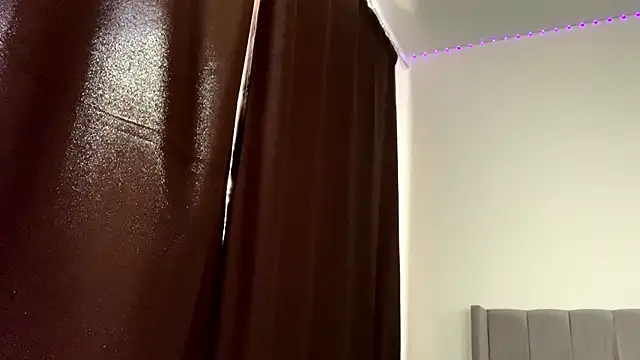 Kissme Kira online show from 25, 4, 2026