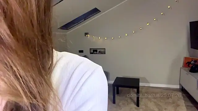 Kissme Kira online show from 25, 7, 2026