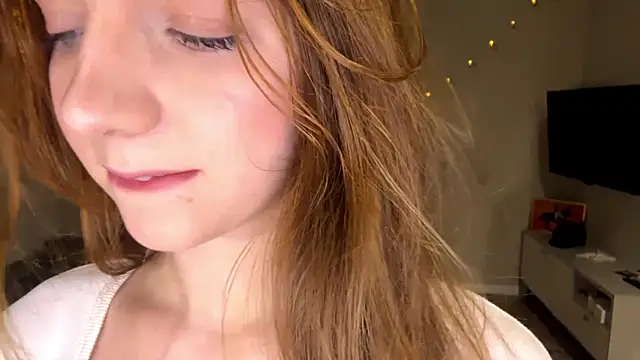 Kissme Kira online show from 31, 7, 2026