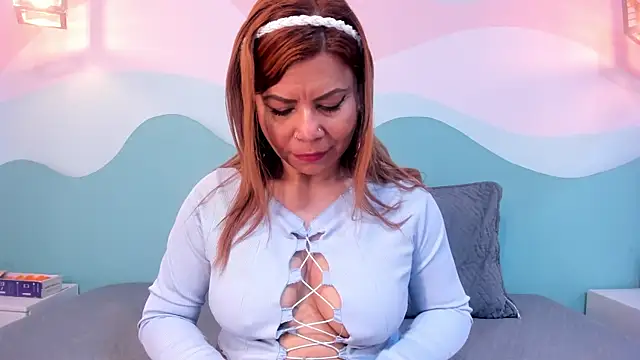 Corina Taylor12 online show from 3, 6, 2026