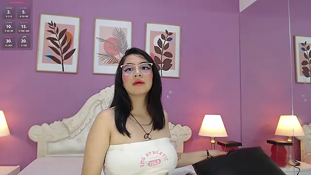Snapshot of YayaQueen chatting on 23, 5, 2026 YayaQueen online show from 23, 5, 2026
