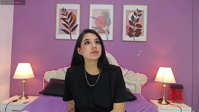 Snapshot of YayaQueen chatting on 3, 6, 2026 YayaQueen online show from 3, 6, 2026