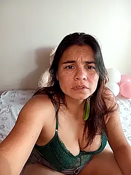 BettyBoo w online show from 2, 4, 2026