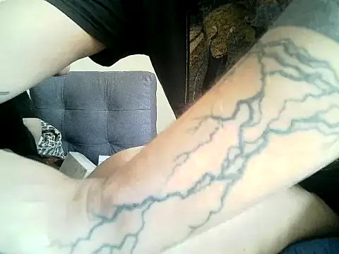 Snapshot of SirNefastus chatting on 8, 4, 2026 SirNefastus online show from 8, 4, 2026