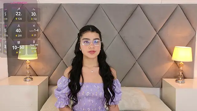 OliviaDiaz online show from 9, 4, 2026