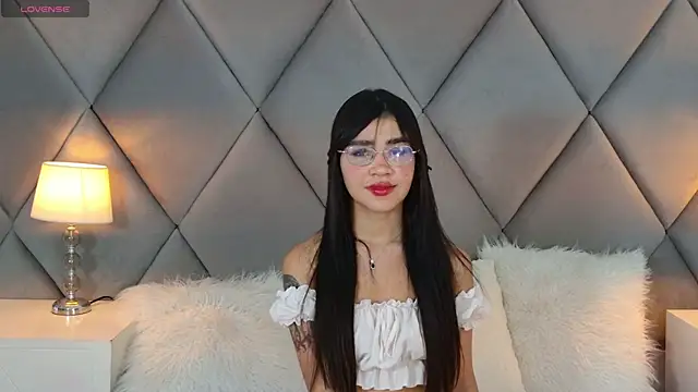 Snapshot of OliviaDiaz chatting on 10, 7, 2026 OliviaDiaz online show from 10, 7, 2026