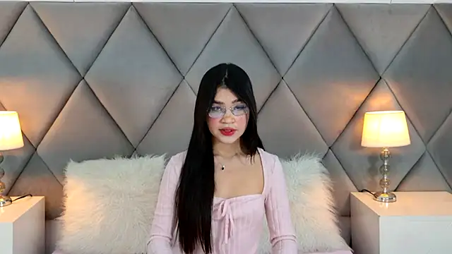 Snapshot of OliviaDiaz chatting on 17, 7, 2026 OliviaDiaz online show from 17, 7, 2026