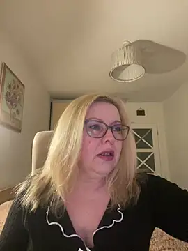 JanieLight53 online show from 8, 4, 2026