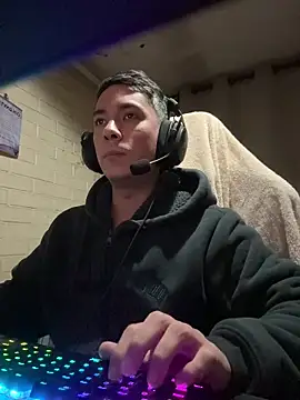 Cr1sXPorn online show from 14, 6, 2026