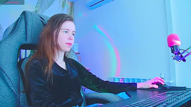 AriaGracen online show from 19, 3, 2026