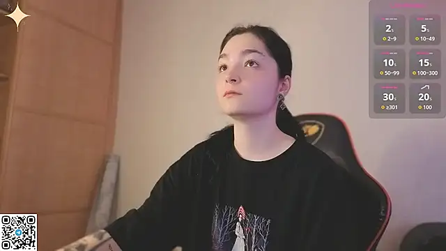 Luna Moon13 online show from 13, 7, 2026