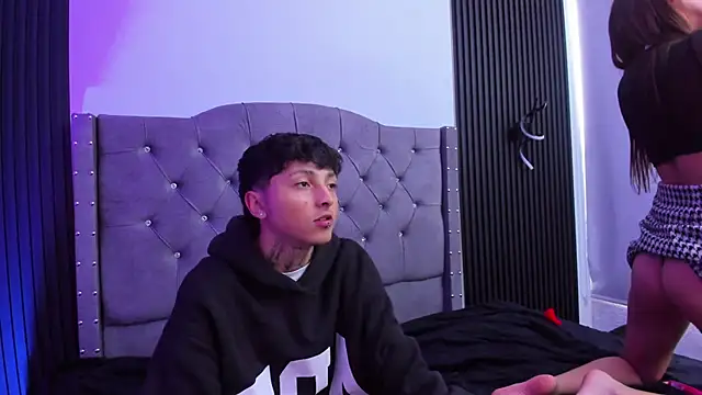 Sky n Zayn online show from 2, 4, 2026