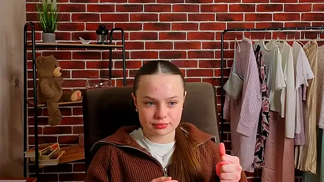 CarollScottt online show from 7, 4, 2026