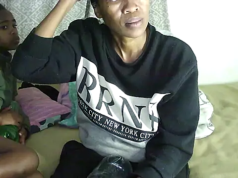 WaywardLady online show from 8, 5, 2026