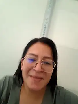 Snapshot of Dr_Edna_naughty chatting on 21, 6, 2026 Dr Edna naughty online show from 21, 6, 2026