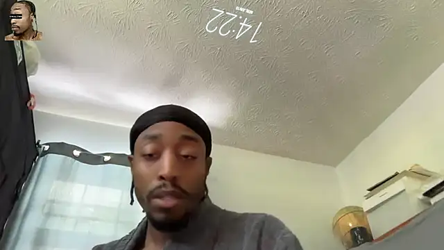 Snapshot of OneUp_Close chatting on 15, 6, 2026 OneUp Close online show from 15, 6, 2026