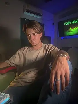 AngelLatinBoy online show from 9, 3, 2026