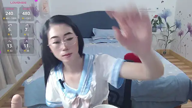 Snapshot of mila-baby-99 chatting on 27, 5, 2026 mila-baby-99 online show from 27, 5, 2026